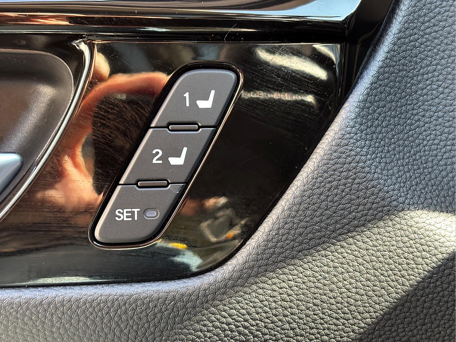 2025 Honda CR-V EX-L - Photo 18
