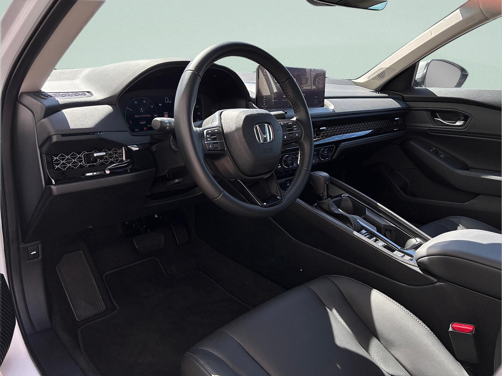 2025 Honda Accord Hybrid EX-L - Photo 12
