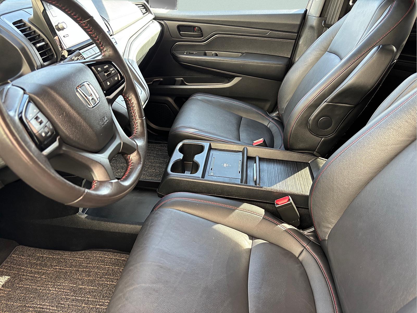 2025 Honda Odyssey Sport L - Photo 16