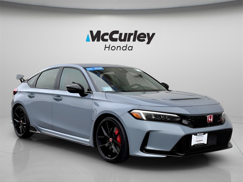 2025 Honda Civic Hatchback Type-R's photo