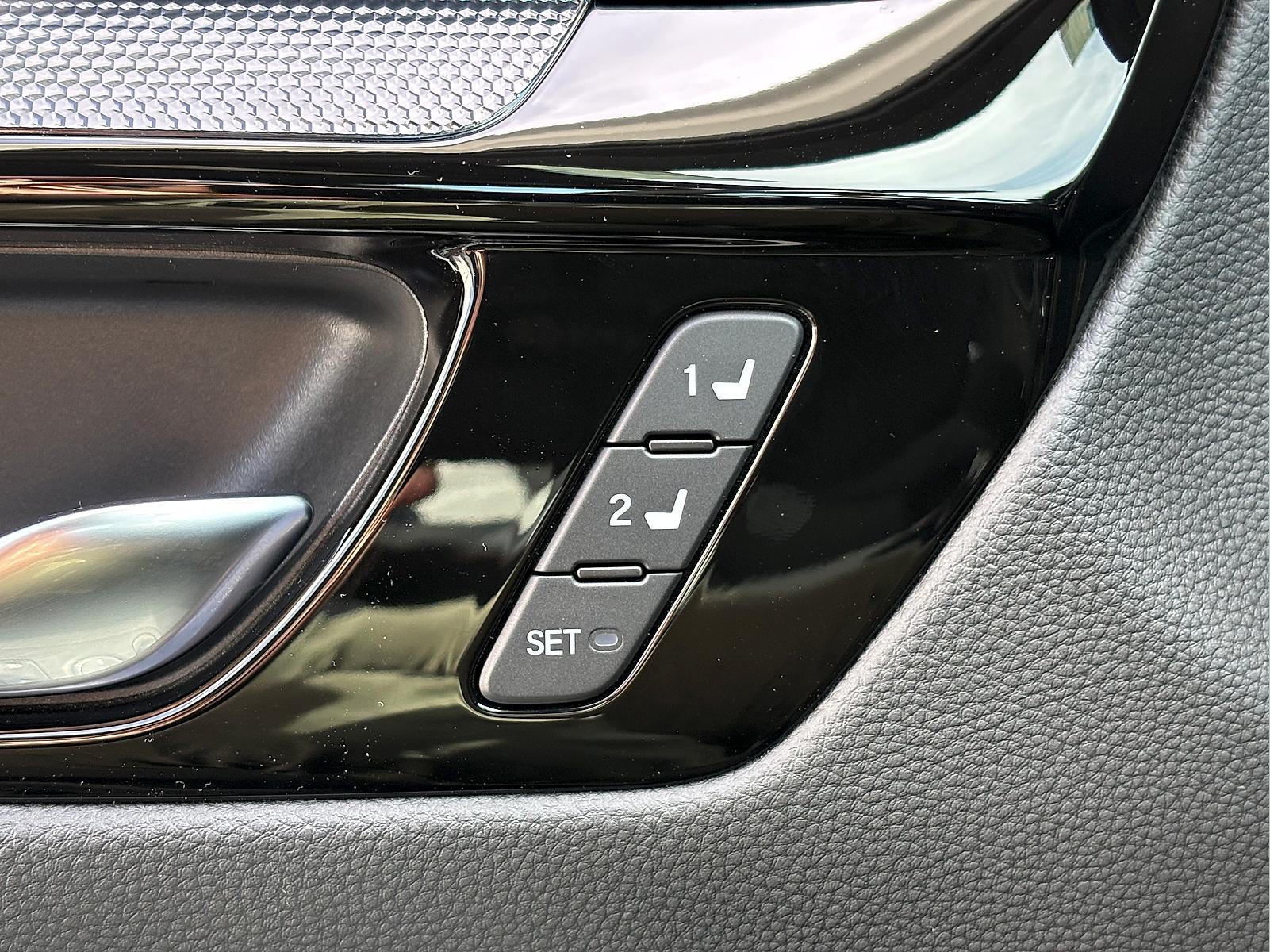 2026 Honda CR-V Sport Touring - Photo 18