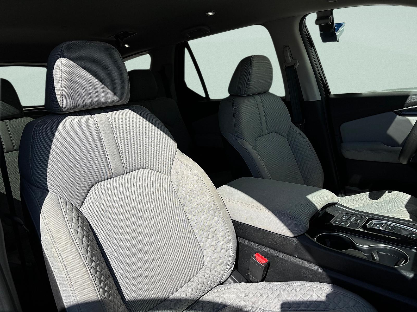 2023 Honda Pilot LX - Photo 29