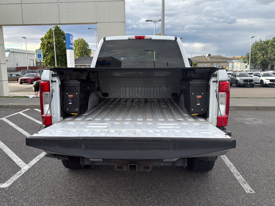 2018 Ford F-250 XLT 4x4 Crew Cab 8' Box's photo