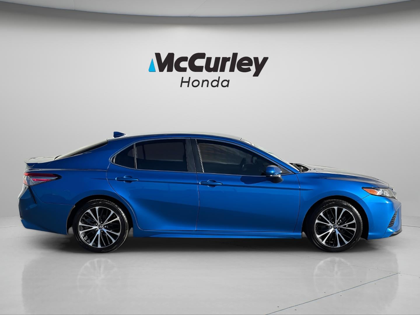 Used 2019 Toyota Camry SE with VIN 4T1B11HK5KU212773 for sale in Richland, WA