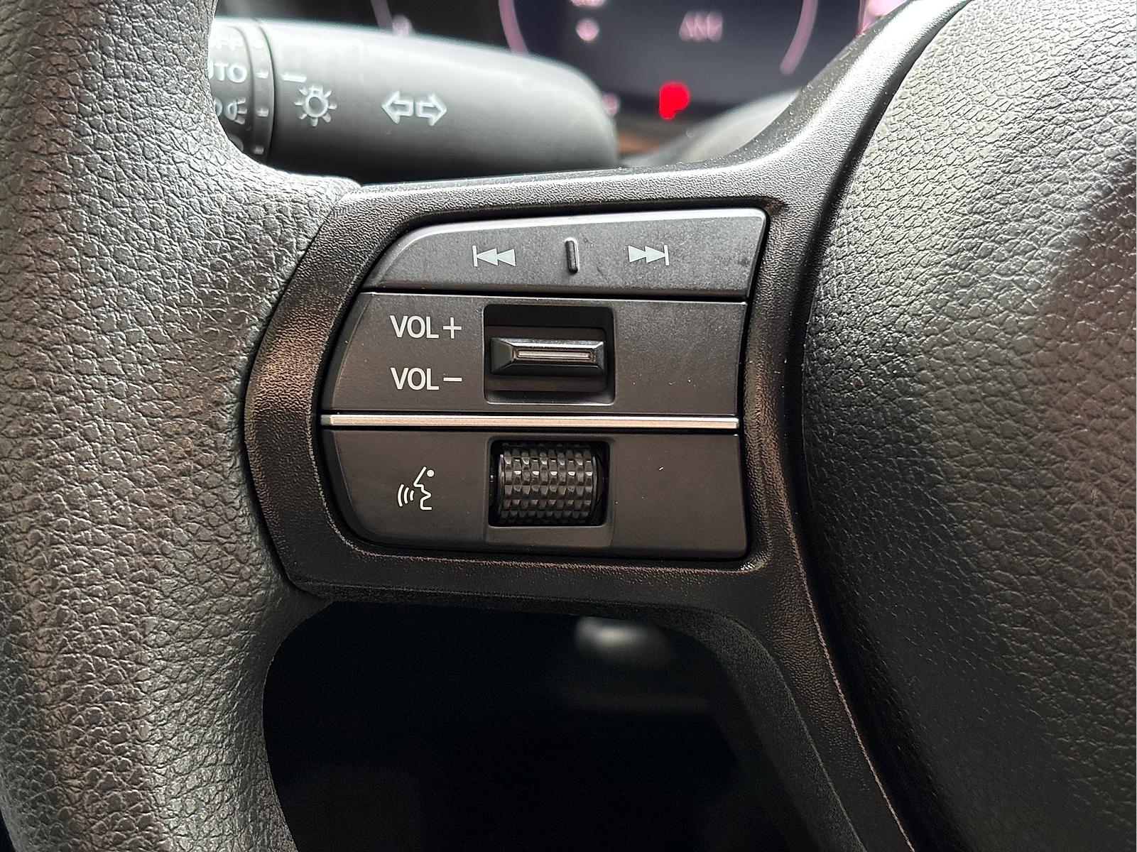 2025 Honda Accord SE - Photo 29