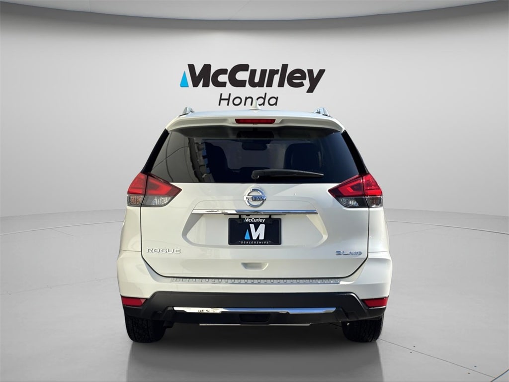 Certified 2017 Nissan Rogue SL SUV