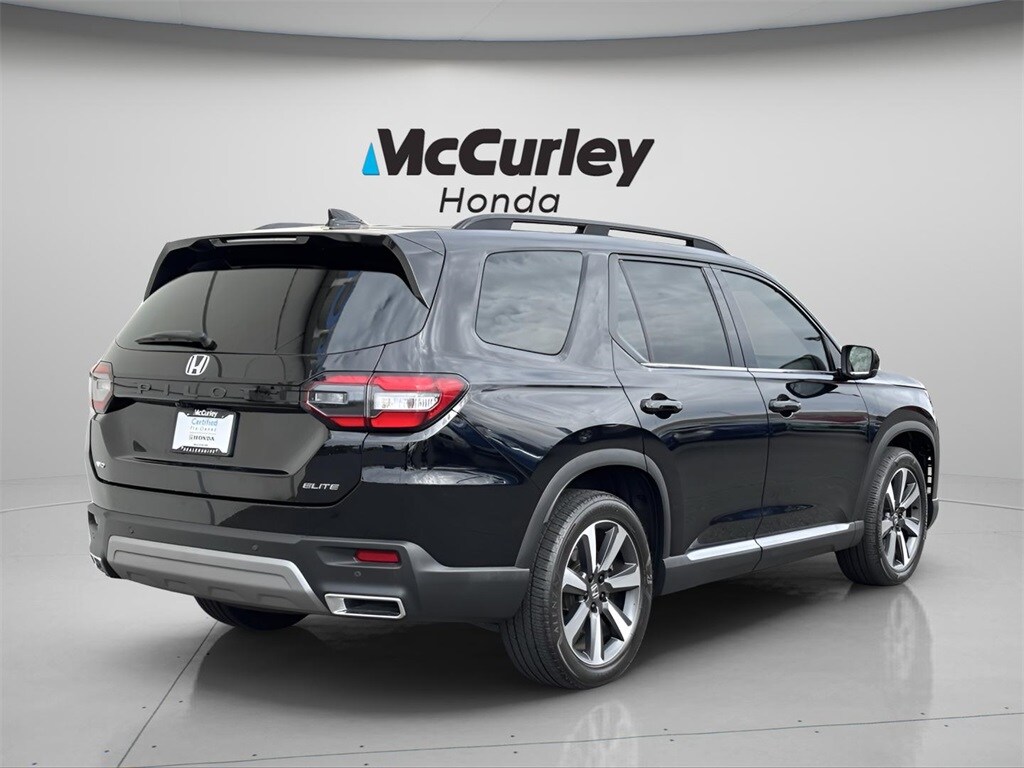 2023 Honda Pilot Elite photo 3