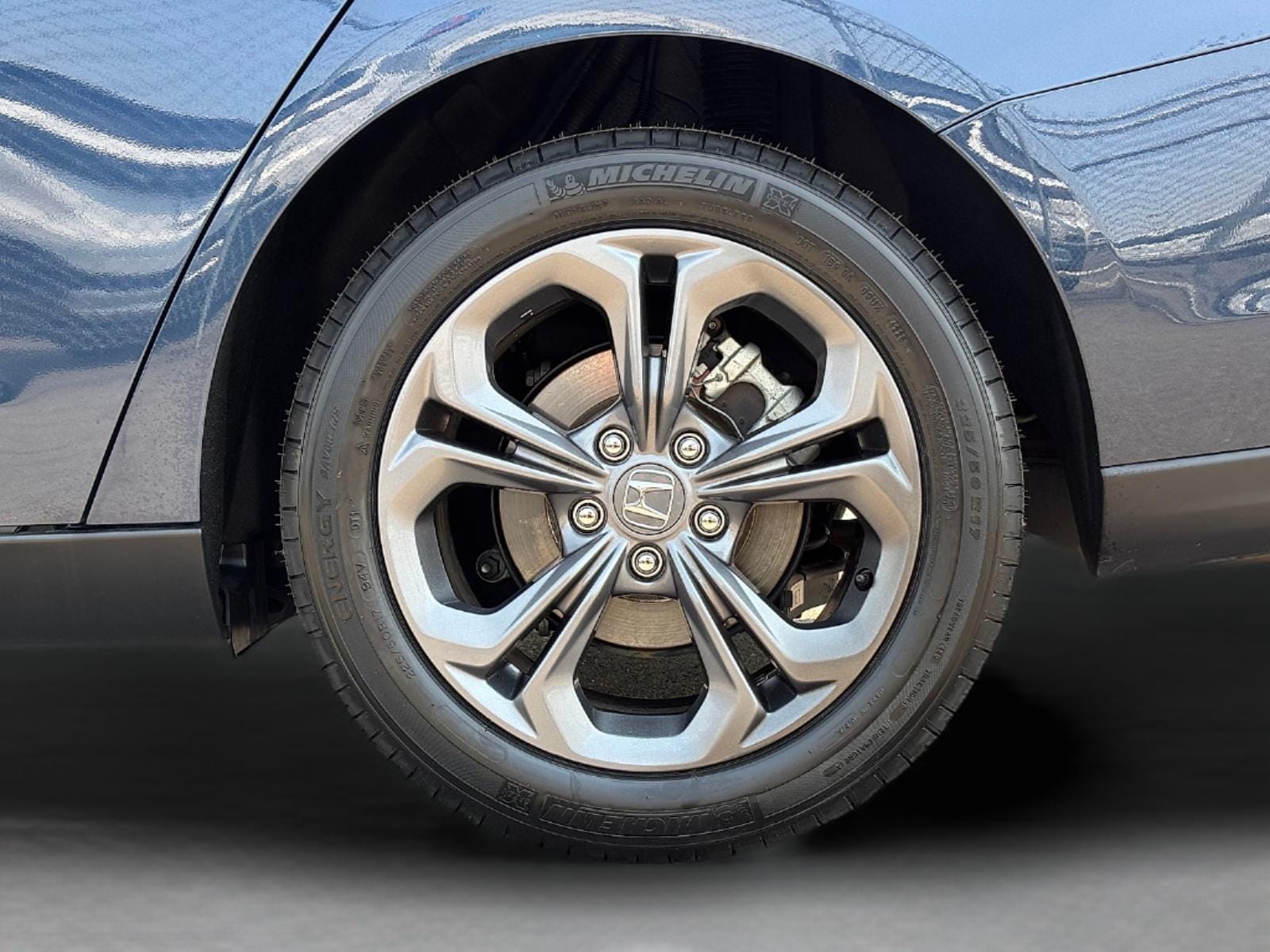 2023 Honda Accord EX - Photo 12
