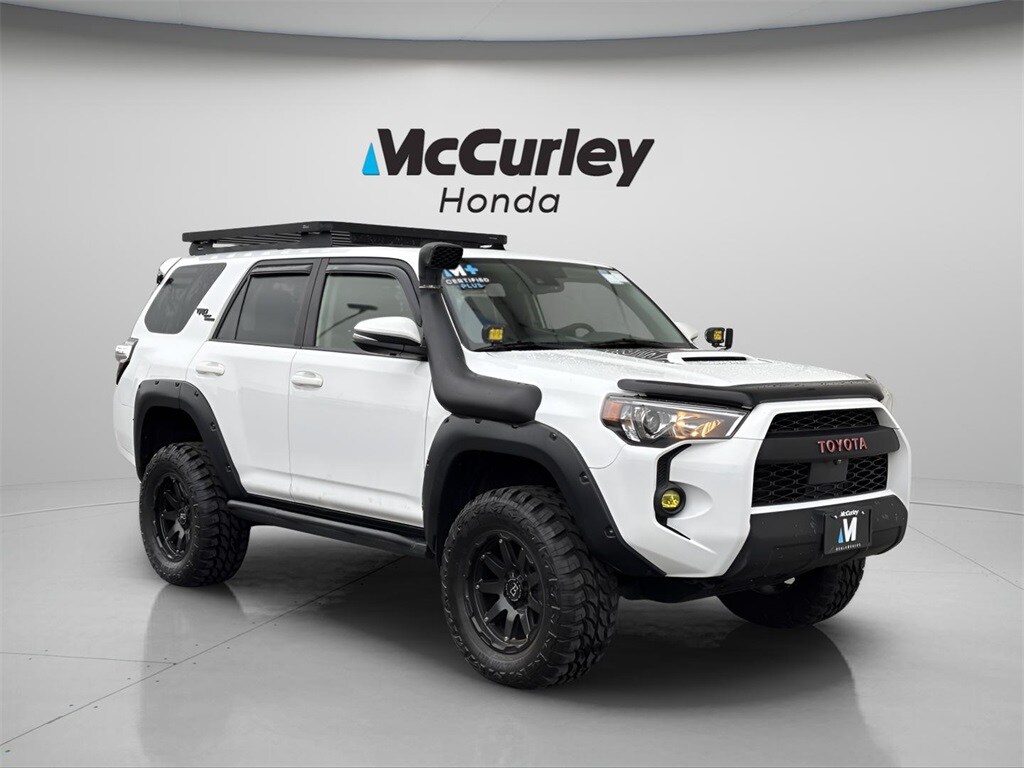 2021 Toyota 4Runner TRD Off-Road Premium photo 3