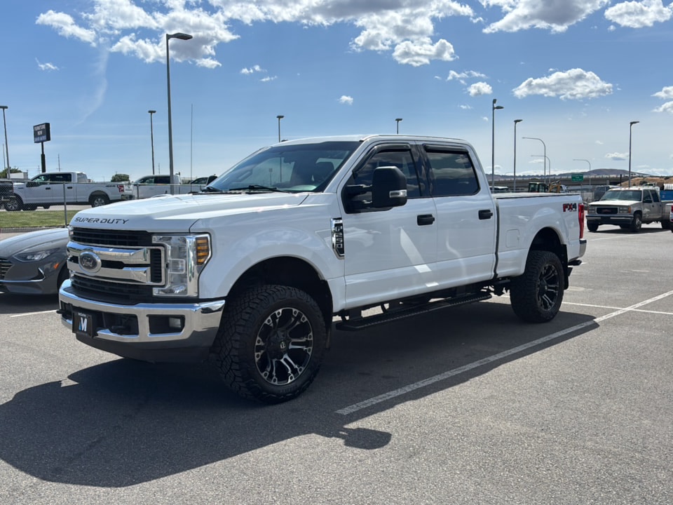 2018 Ford F-250 XLT 4x4 Crew Cab 8' Box's photo