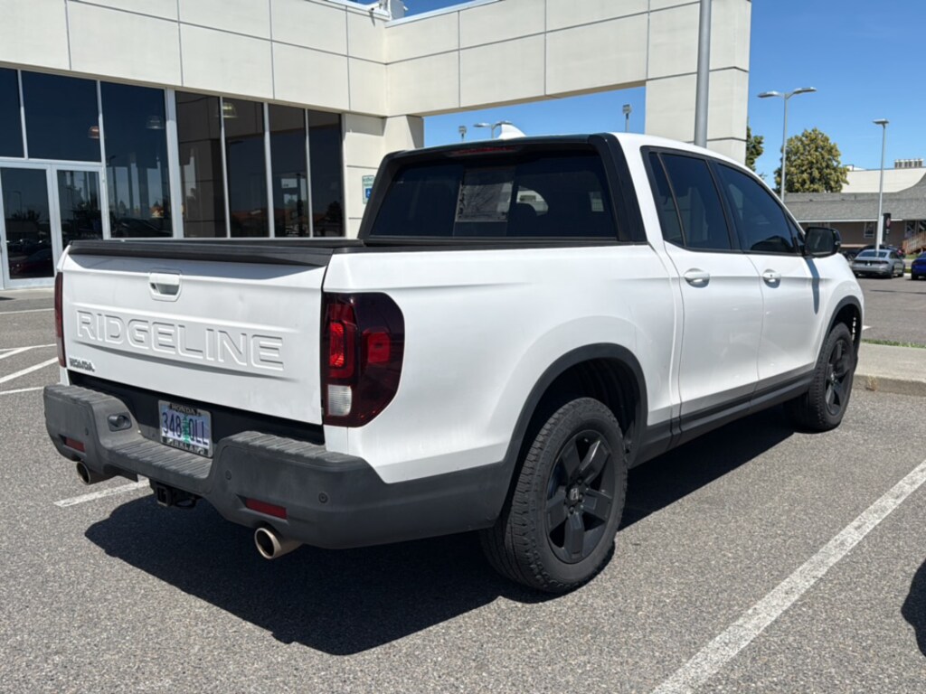 Certified 2025 Honda Ridgeline Black Edition Truck Crew Cab