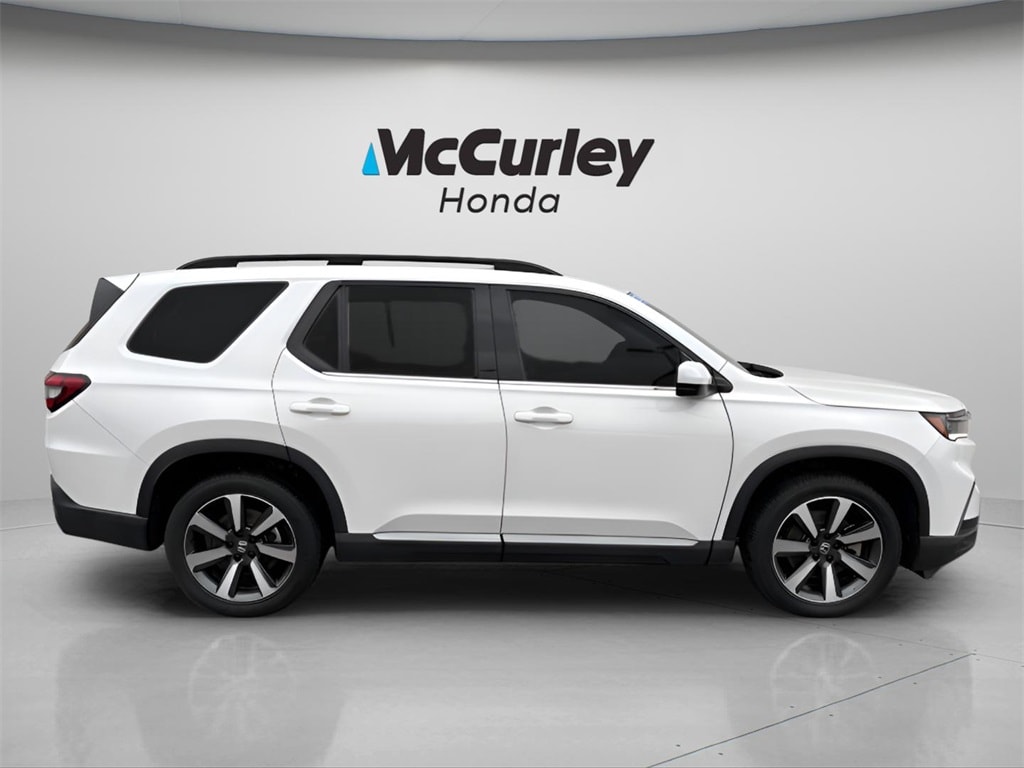 Certified 2023 Honda Pilot Touring SUV