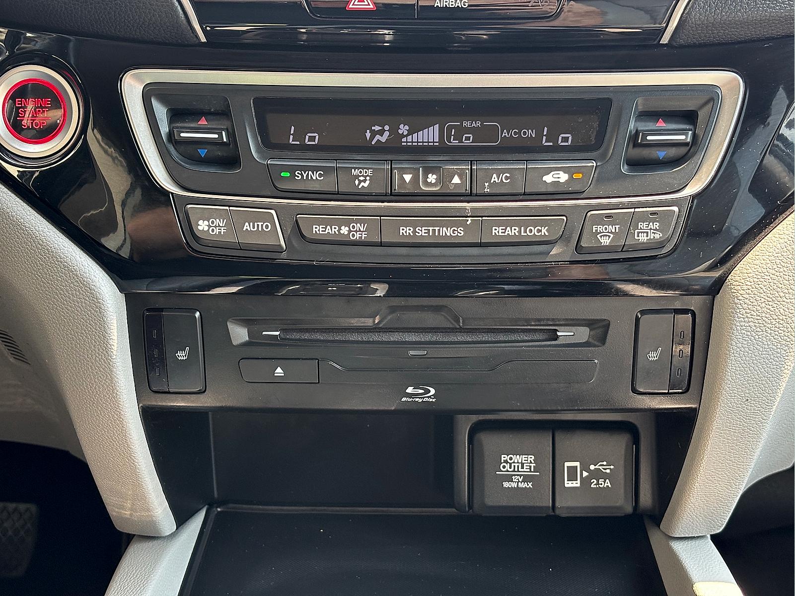 2022 Honda Pilot Touring - Photo 29