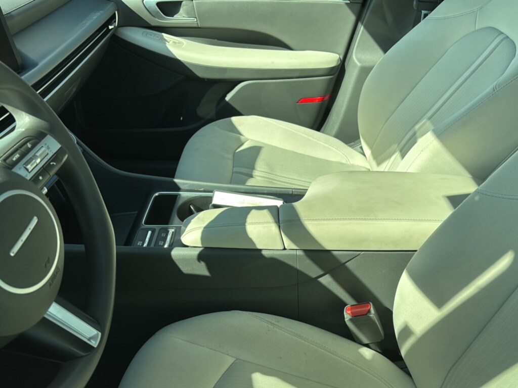 Used 2025 Hyundai Sonata SEL Sedan