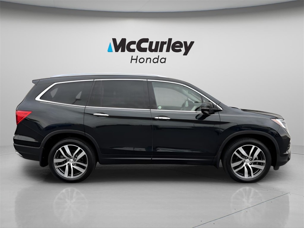 Certified 2017 Honda Pilot Touring SUV