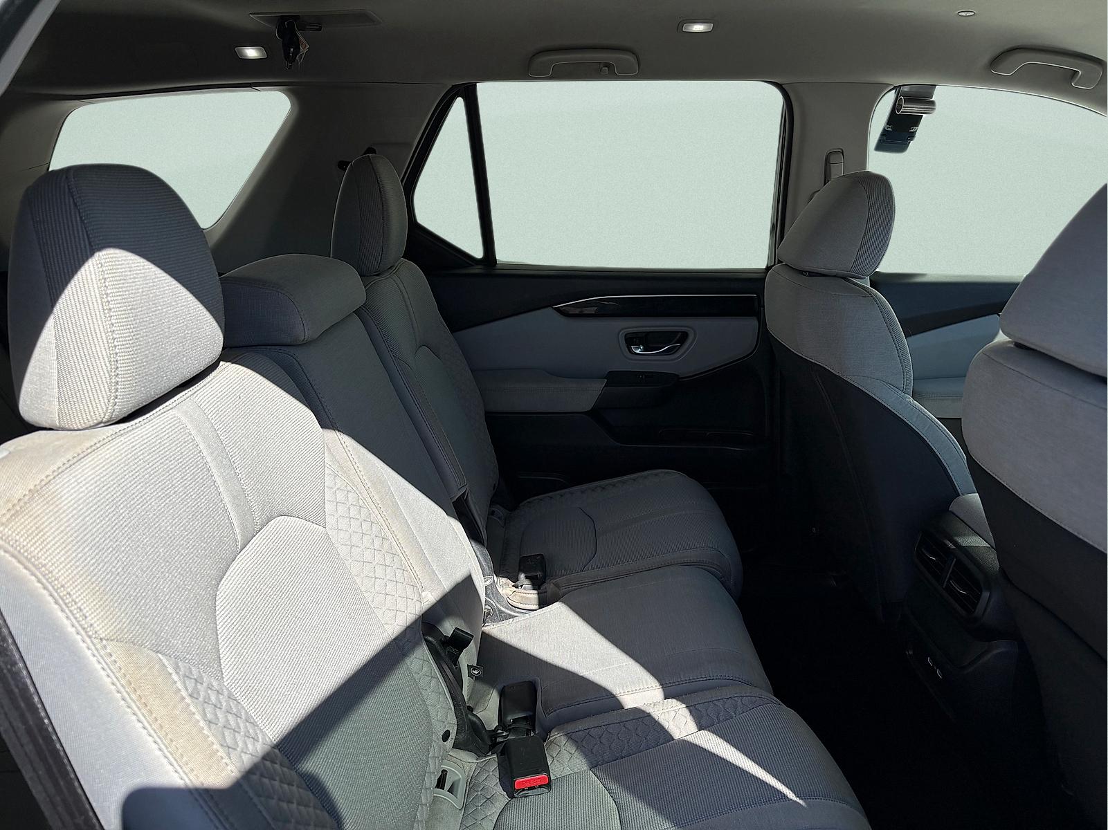 2023 Honda Pilot LX - Photo 23