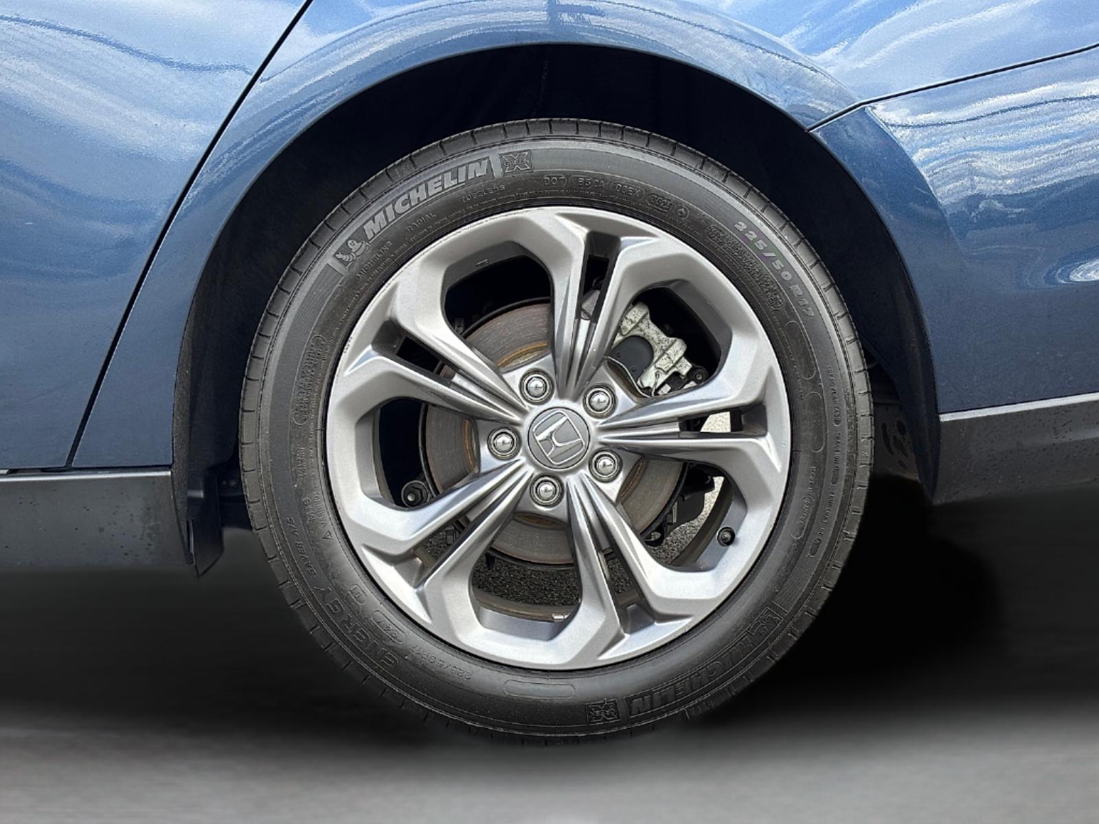 2024 Honda Accord EX - Photo 12