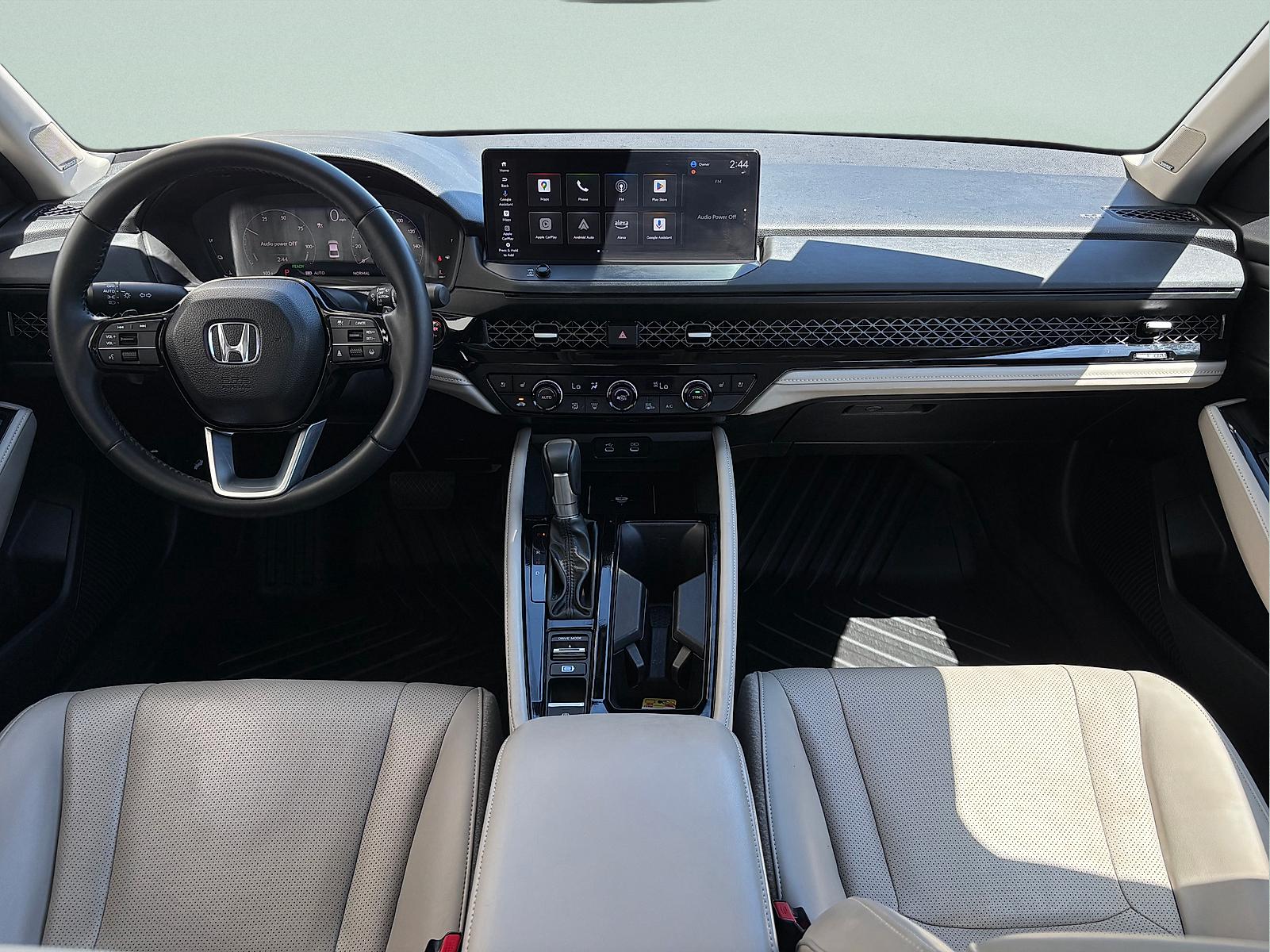 2024 Honda Accord Hybrid Touring - Photo 33