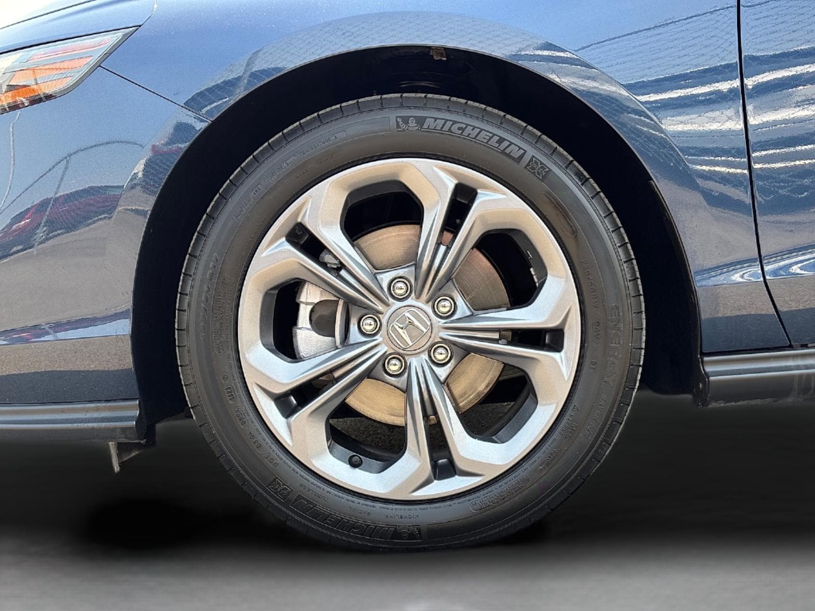 2023 Honda Accord EX - Photo 11