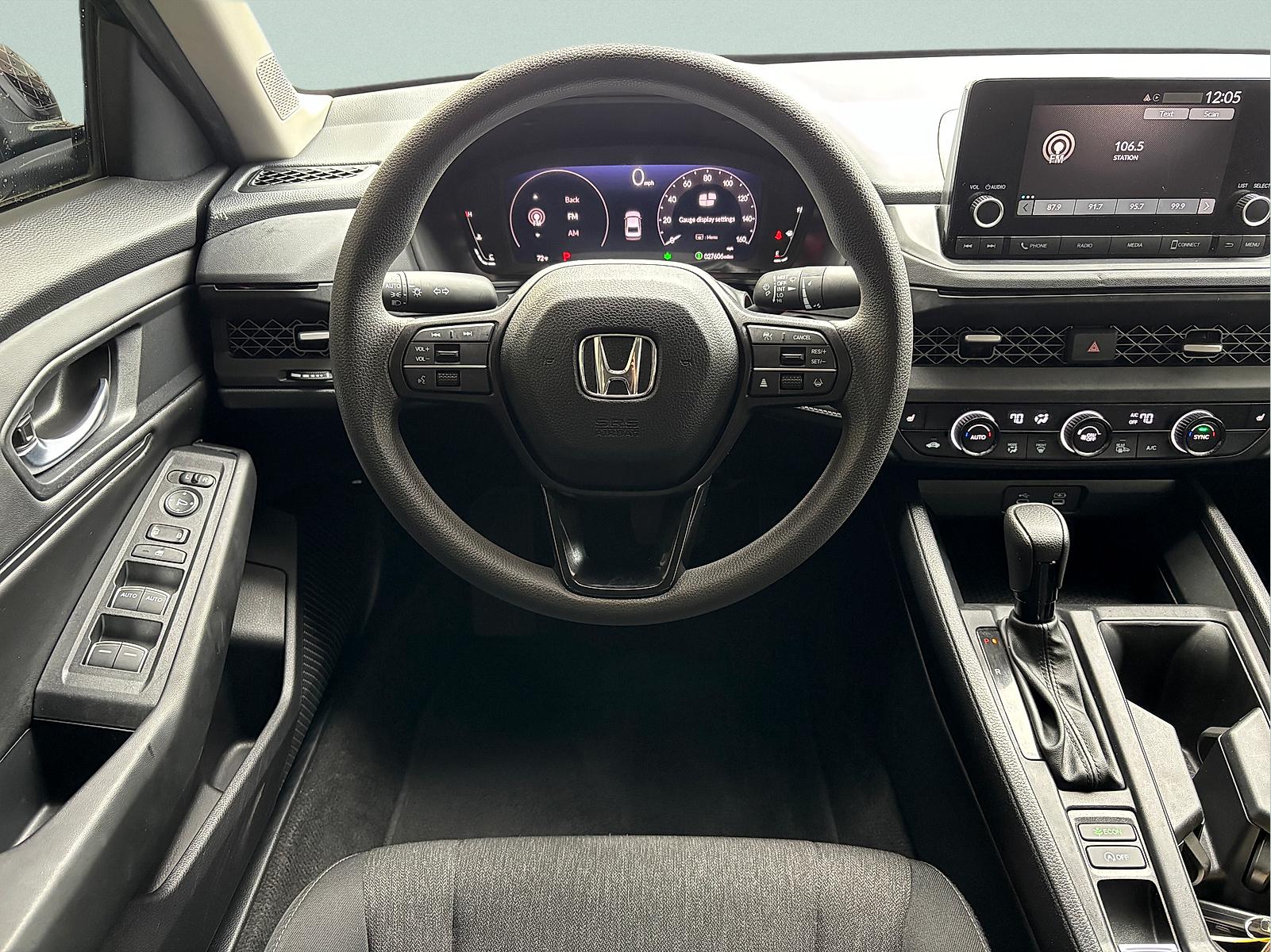 2025 Honda Accord SE - Photo 28