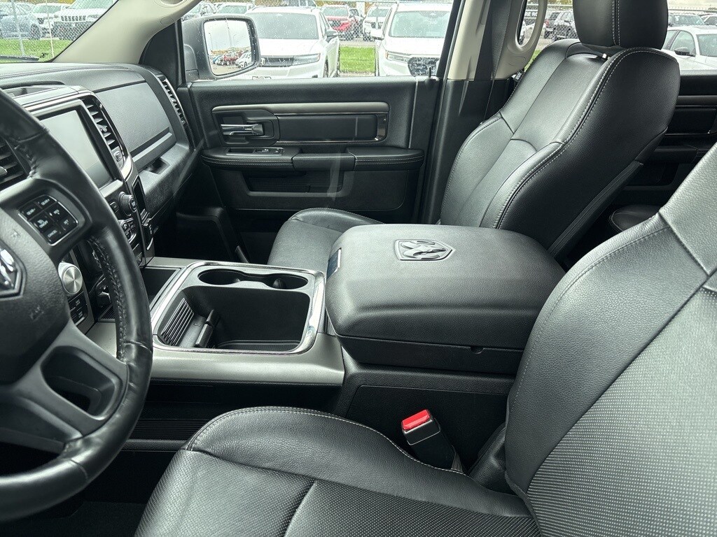 2017 Ram 1500 Sport photo 2