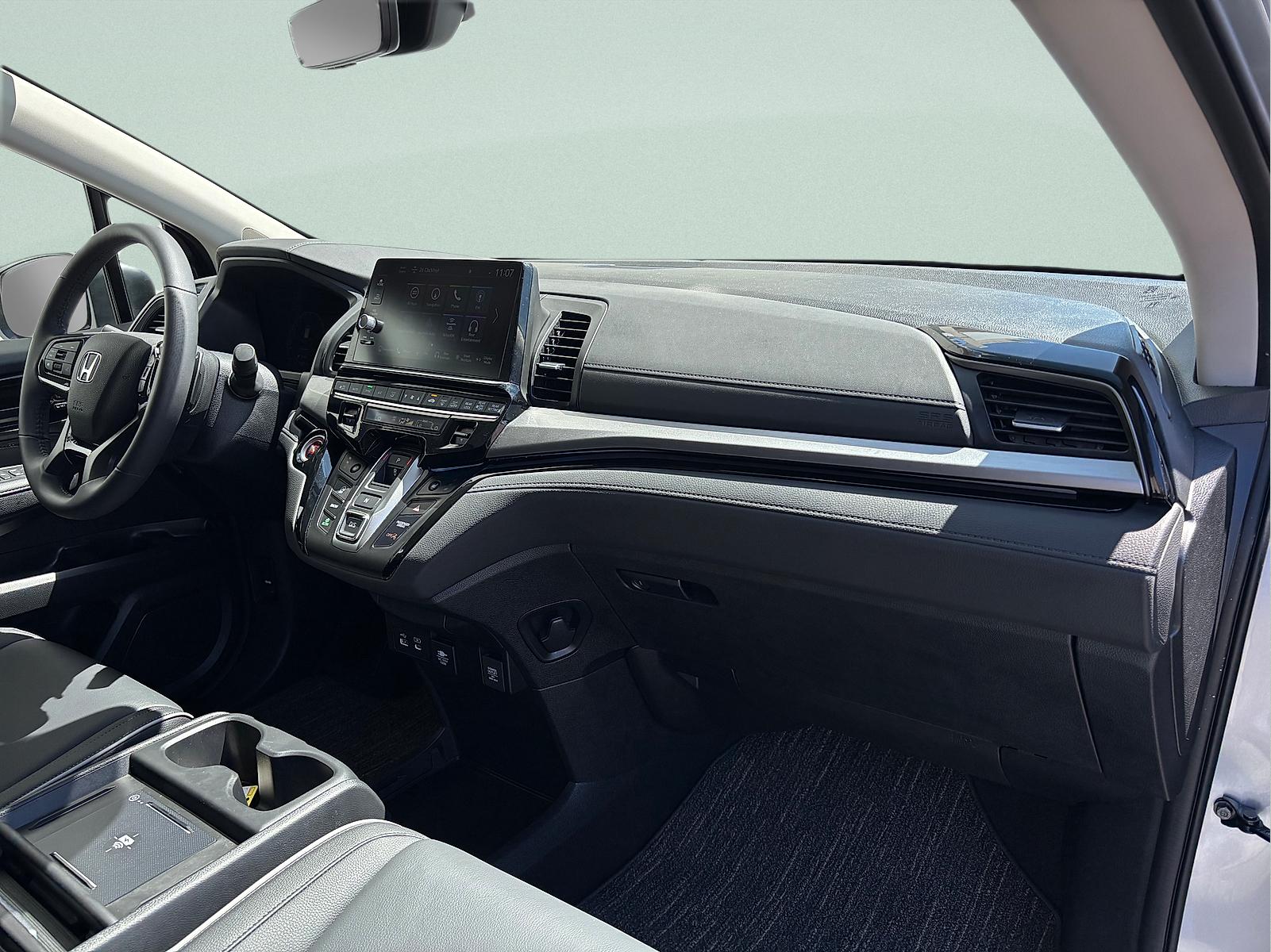2026 Honda Odyssey Touring - Photo 45