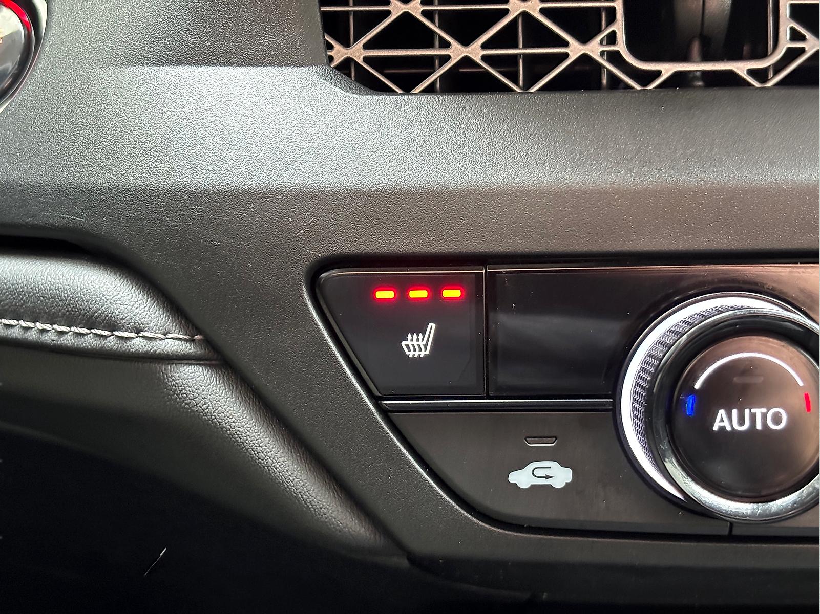 2025 Honda Accord SE - Photo 24