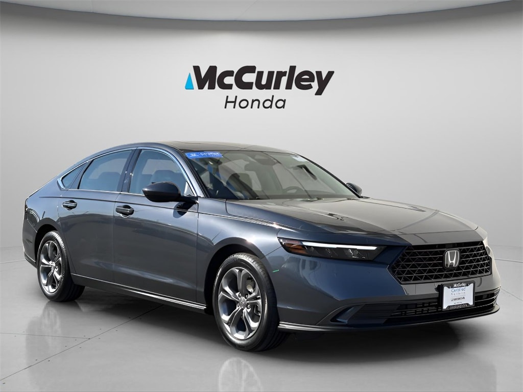 2024 Honda Accord EX's photo