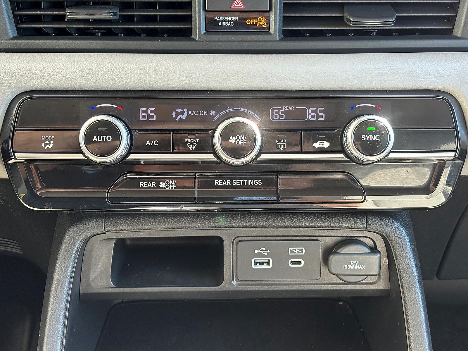 2023 Honda Pilot LX - Photo 21