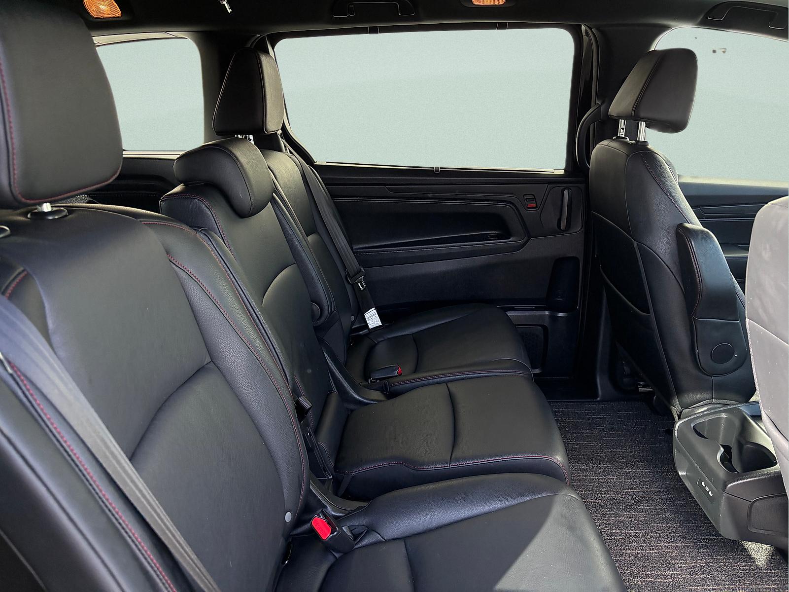 2025 Honda Odyssey Sport L - Photo 30