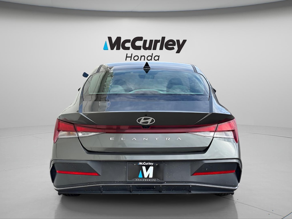 Used 2024 Hyundai Elantra SEL Sedan