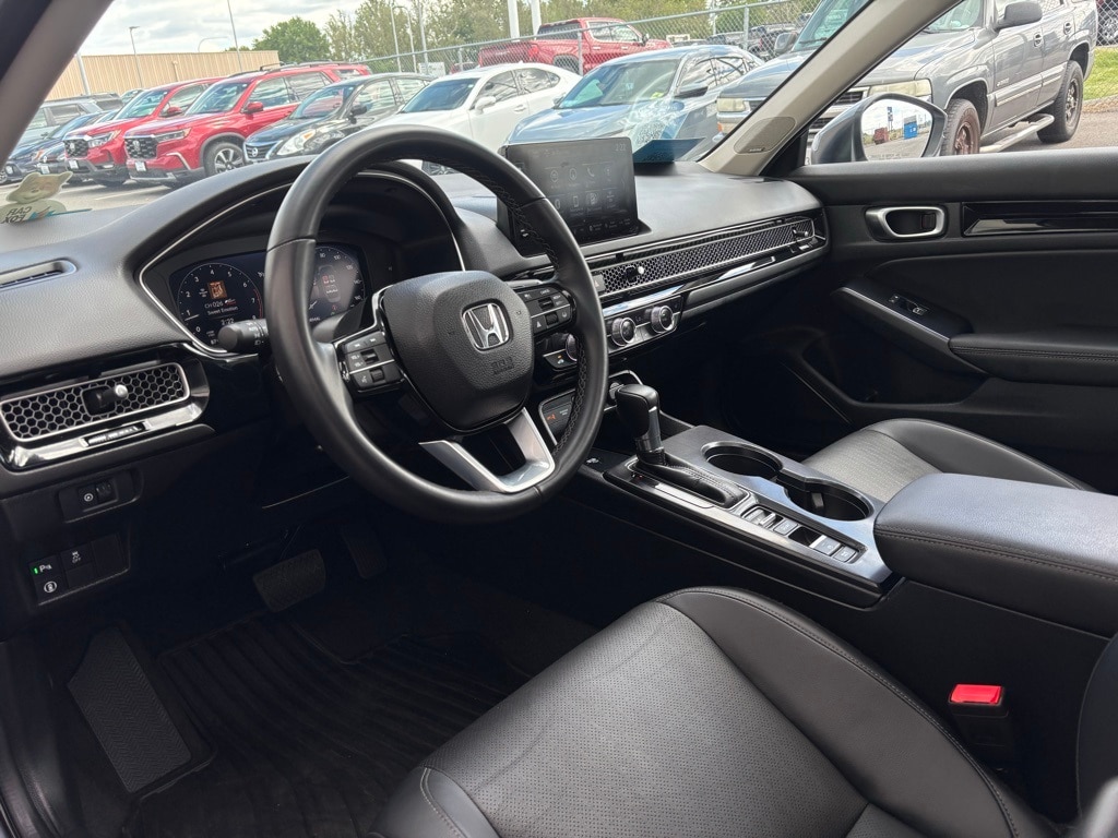 Certified 2024 Honda Civic Touring with VIN 2HGFE1F95RH304975 for sale in Richland, WA