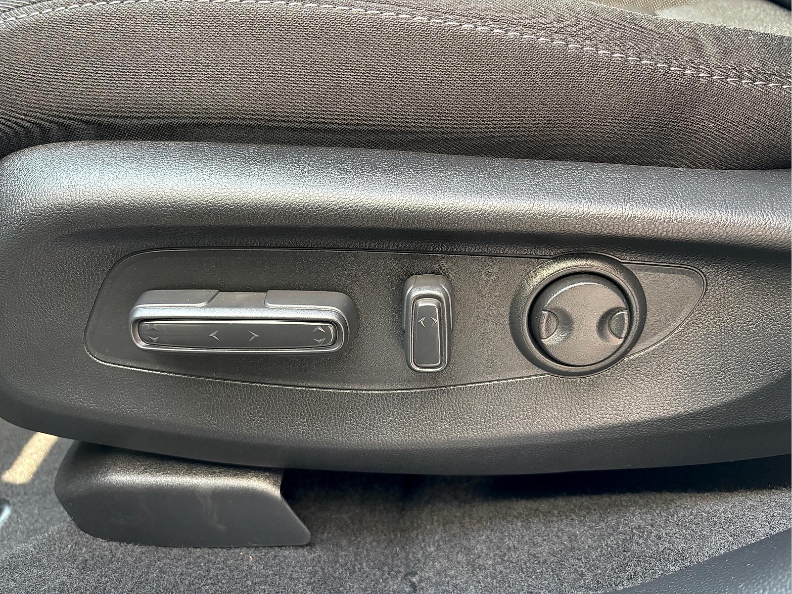 2026 Honda CR-V EX - Photo 14