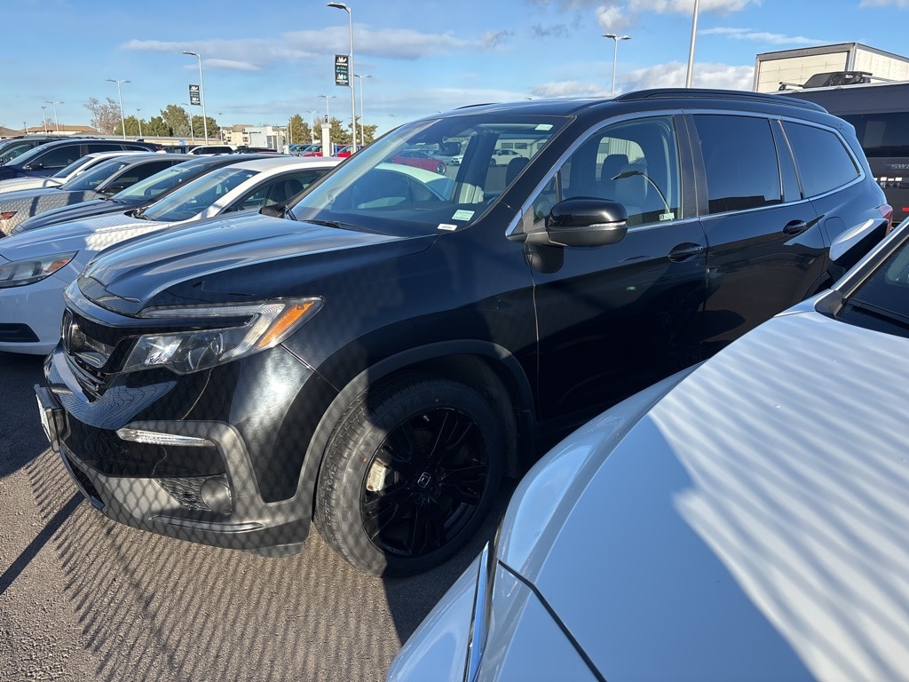 2022 Honda Pilot SE's photo