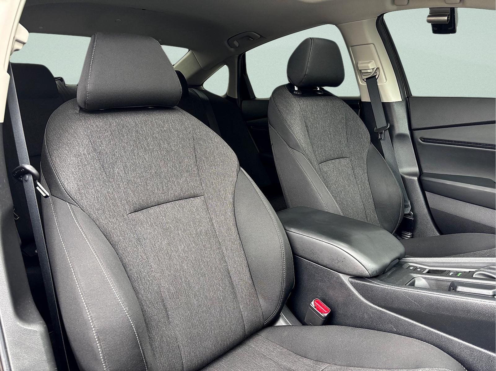 2025 Honda Accord SE - Photo 33
