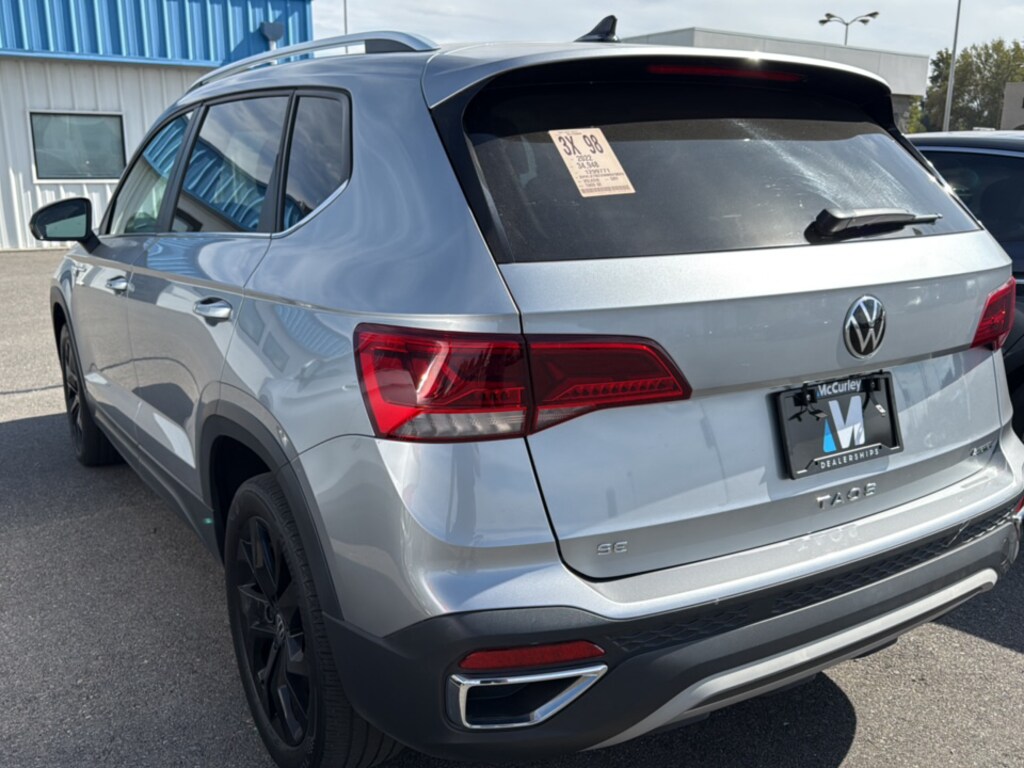 Used 2022 Volkswagen Taos 1.5T SE SUV