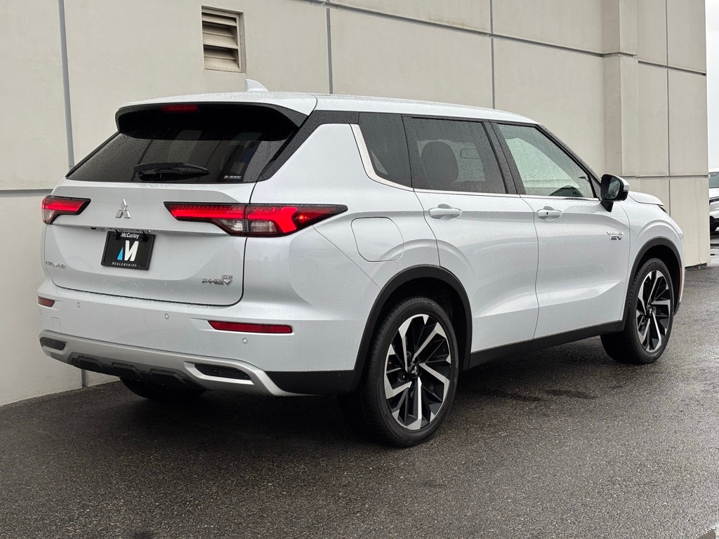 Certified 2023 Mitsubishi Outlander Plug-In Hybrid SE SUV