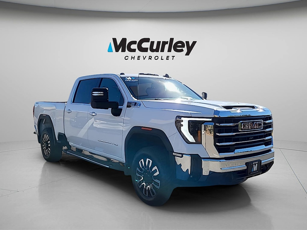 Used 2024 GMC Sierra 2500HD 4WD Crew Cab Standard Bed SLE