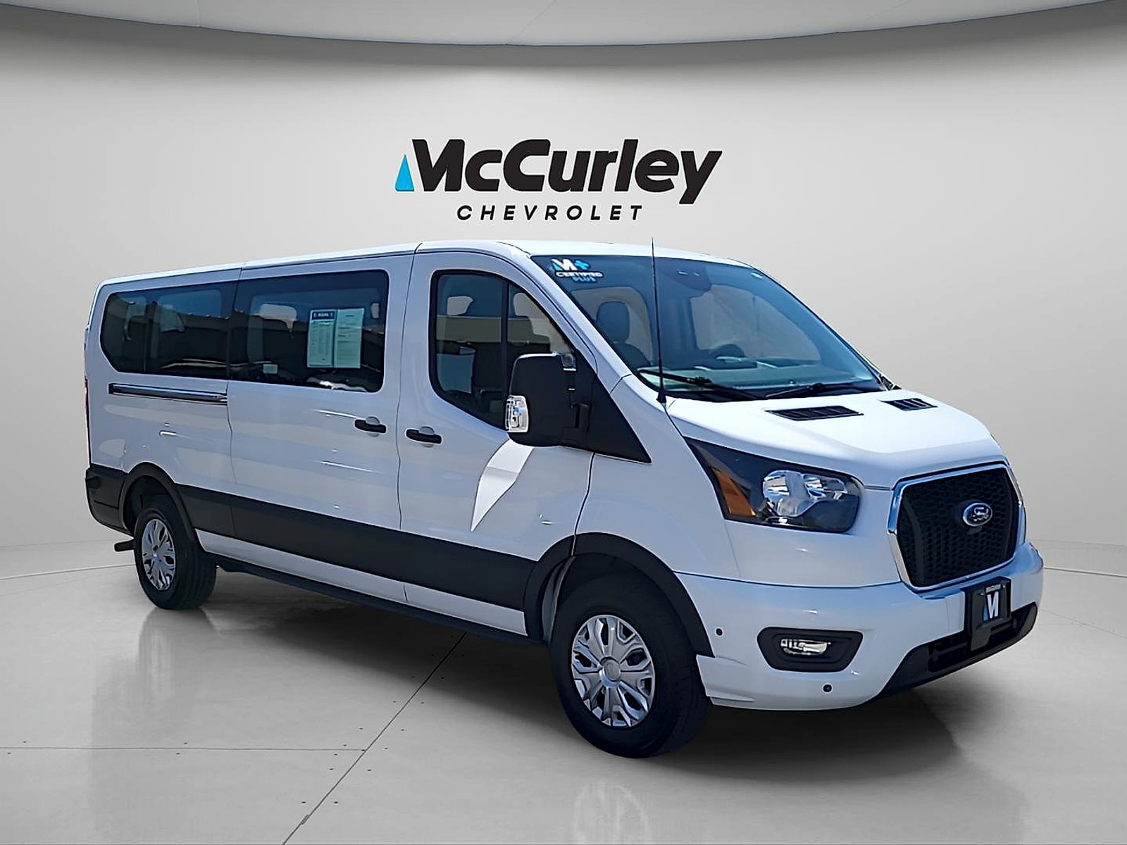 2024 Ford Transit 350 XLT Low Roof Sliding Pass. 148's photo