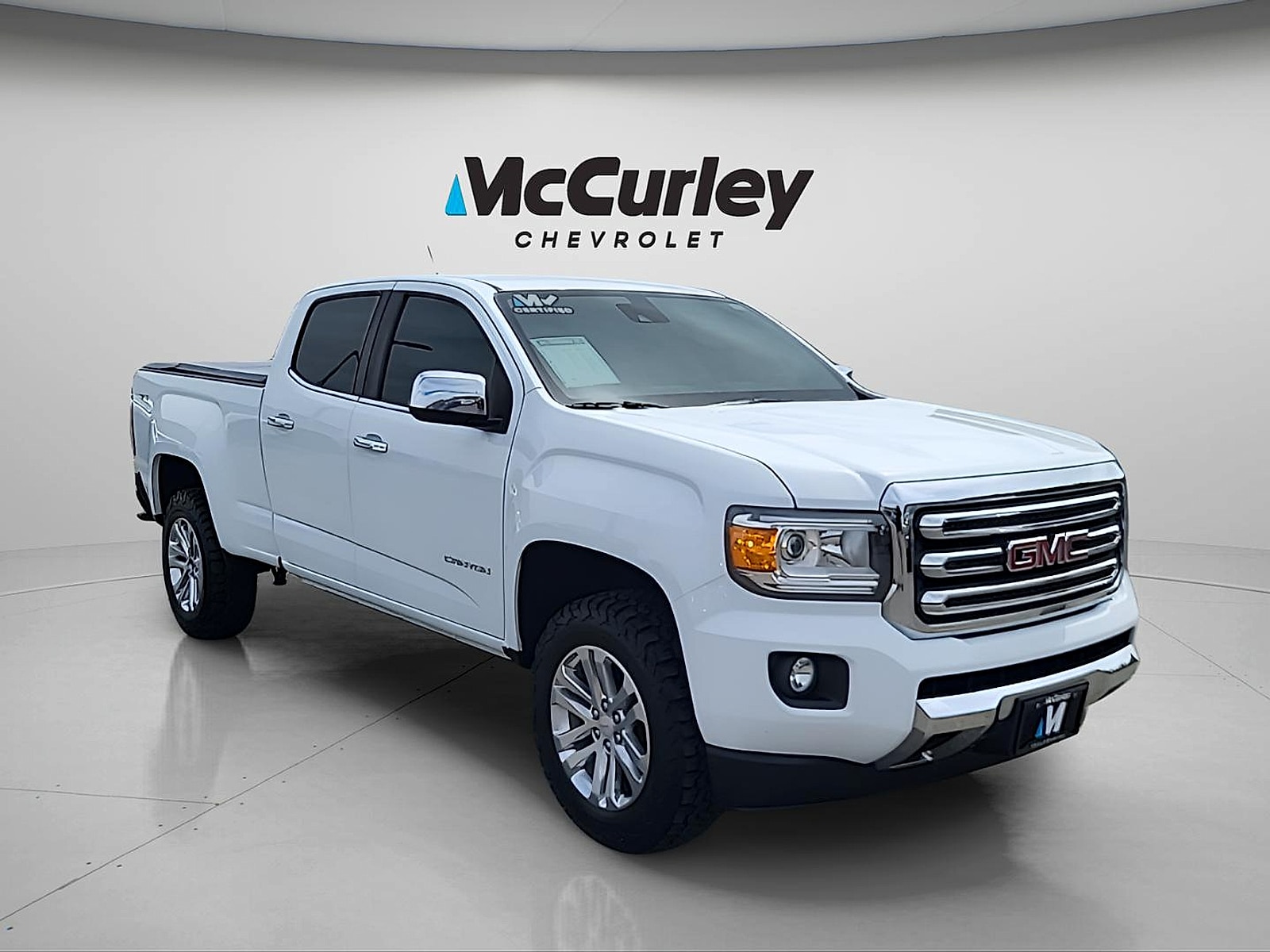 2018 GMC Canyon 4WD SLT Crew Cab Long Box's photo