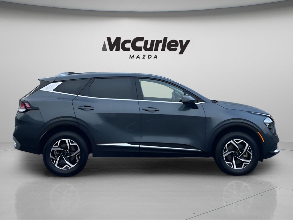 Used 2023 Kia Sportage LX SUV