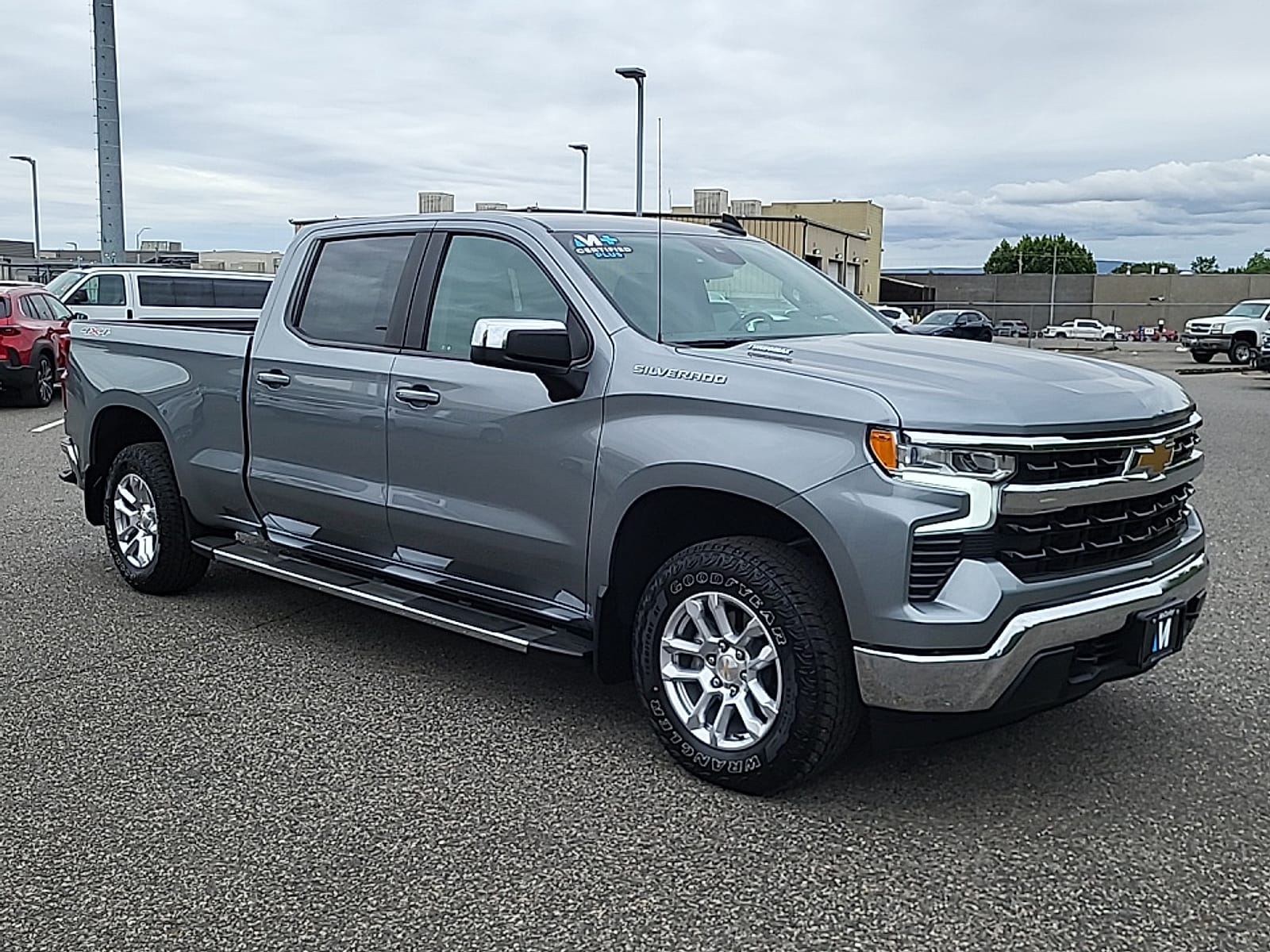 2025 Chevrolet Silverado 1500 LT 4X4 Crew Cab Short Box's photo