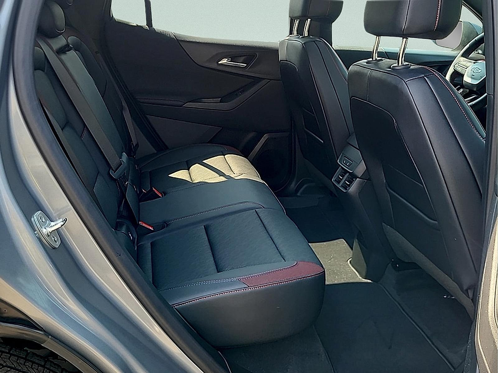 2026 Chevrolet Equinox RS - Photo 11