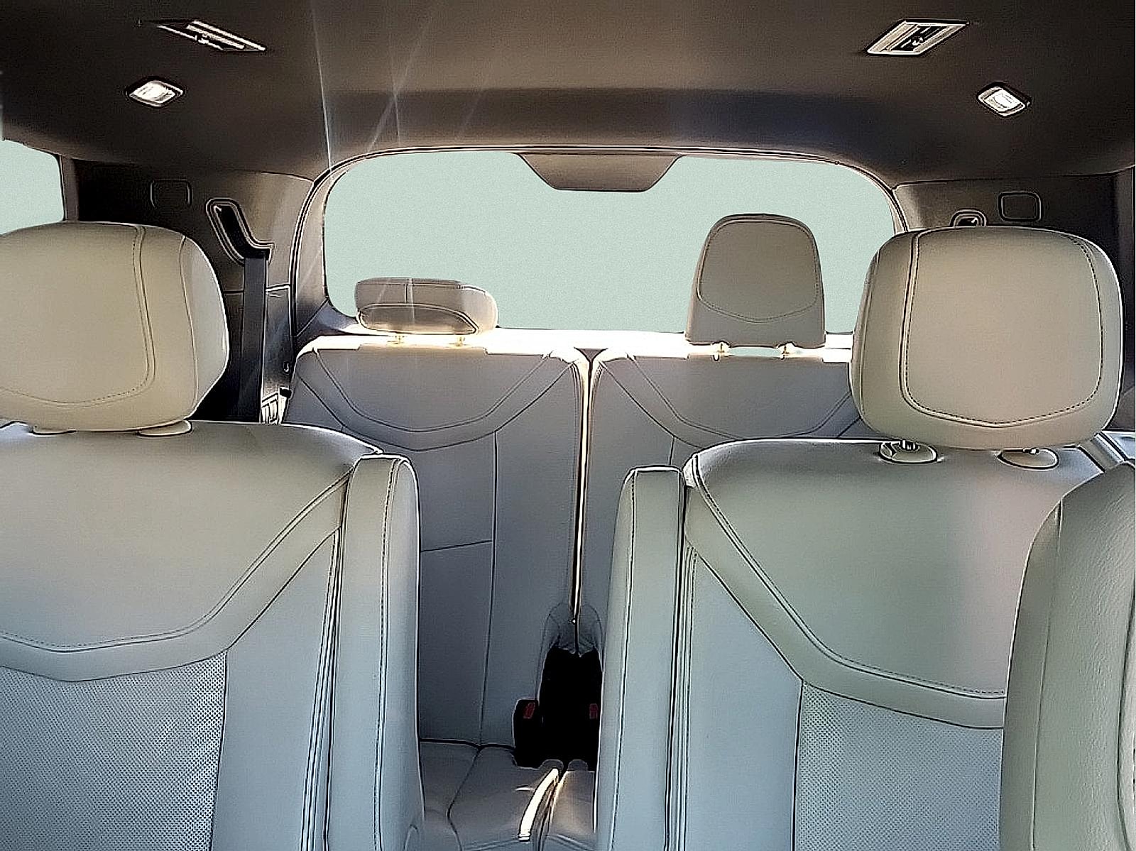 2023 Cadillac XT6 Sport - Photo 14
