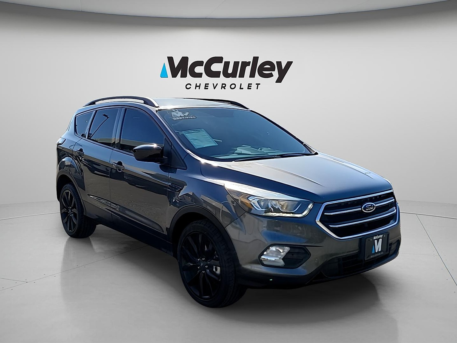 Certified 2017 Ford Escape SE with VIN 1FMCU9G95HUE08634 for sale in Pasco, WA