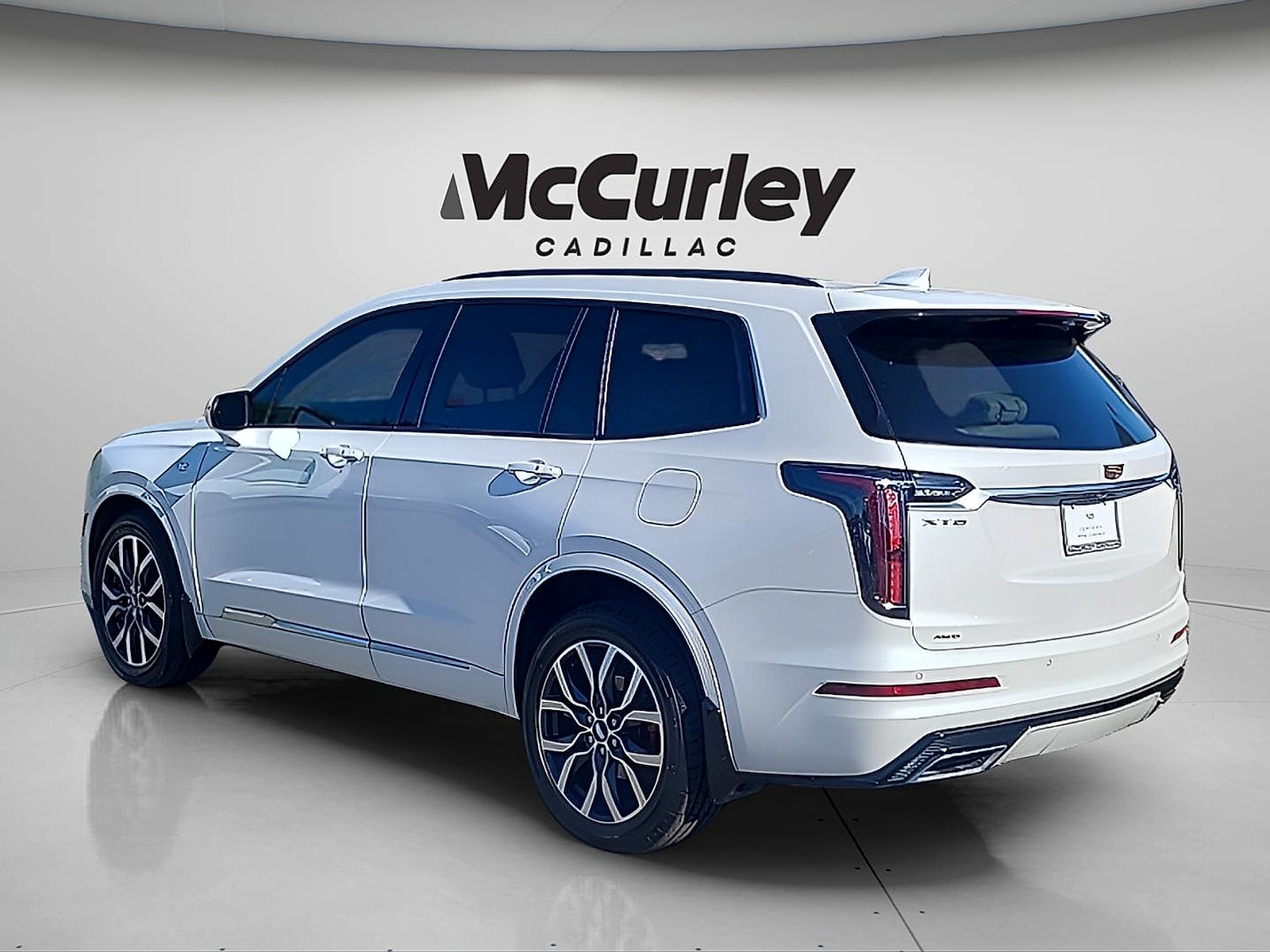 2023 Cadillac XT6 Sport - Photo 5