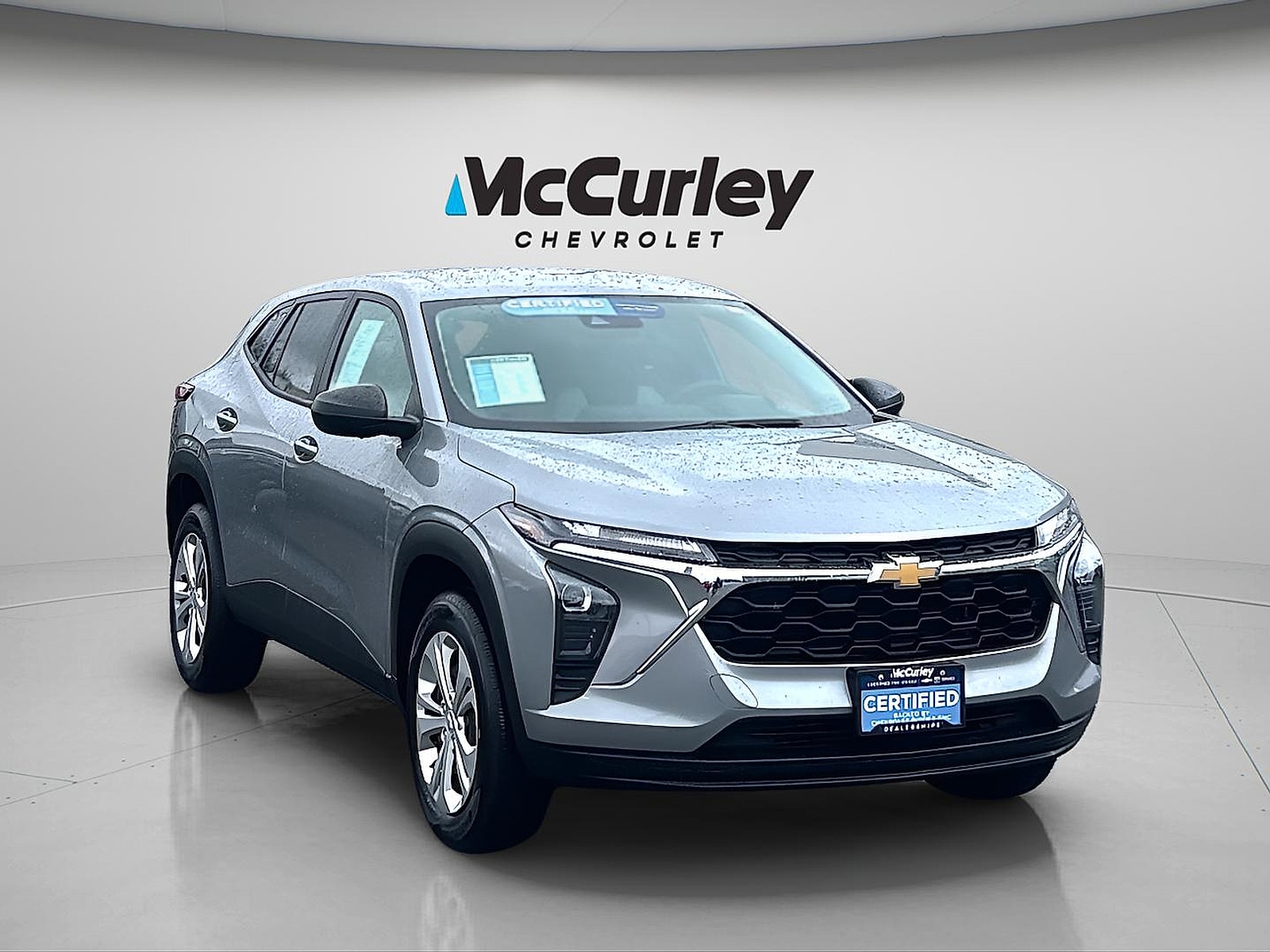 2024 Chevrolet Trax LS's photo