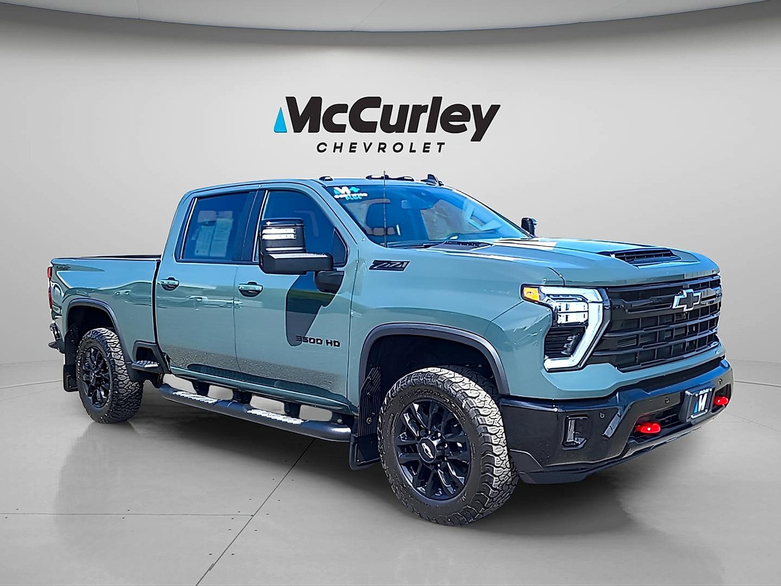 2025 Chevrolet Silverado HD LT 4WD Crew Cab Short Box's photo