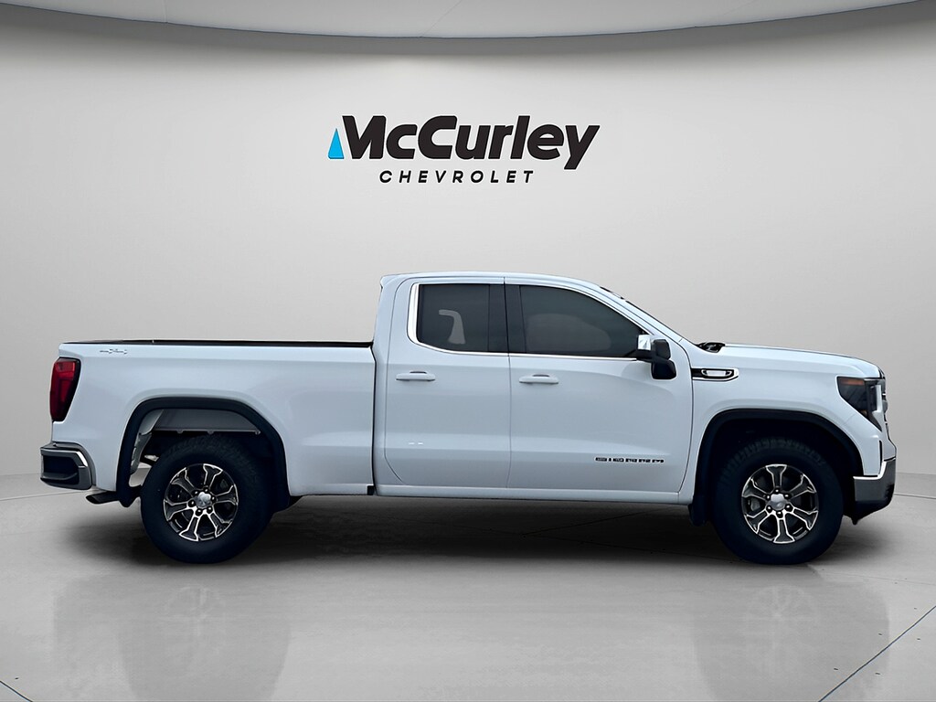 Certified 2023 GMC Sierra 1500 4WD Double Cab Standard Box SLE