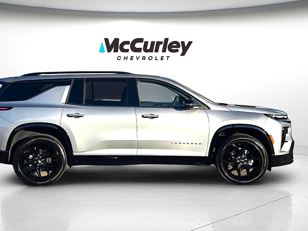 Certified 2025 Chevrolet Traverse AWD RS